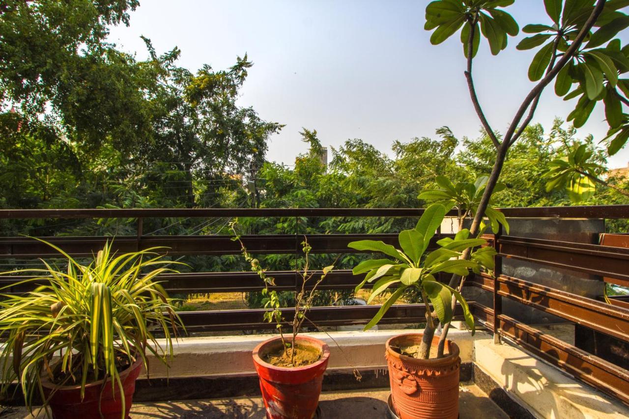 Fabhotel Signature Cyber Park Delhi  Exterior photo